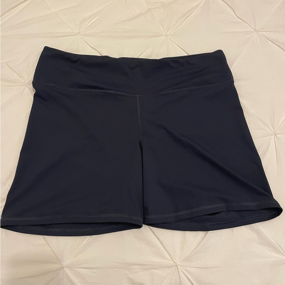Old Navy Powersoft 6 inch bike short